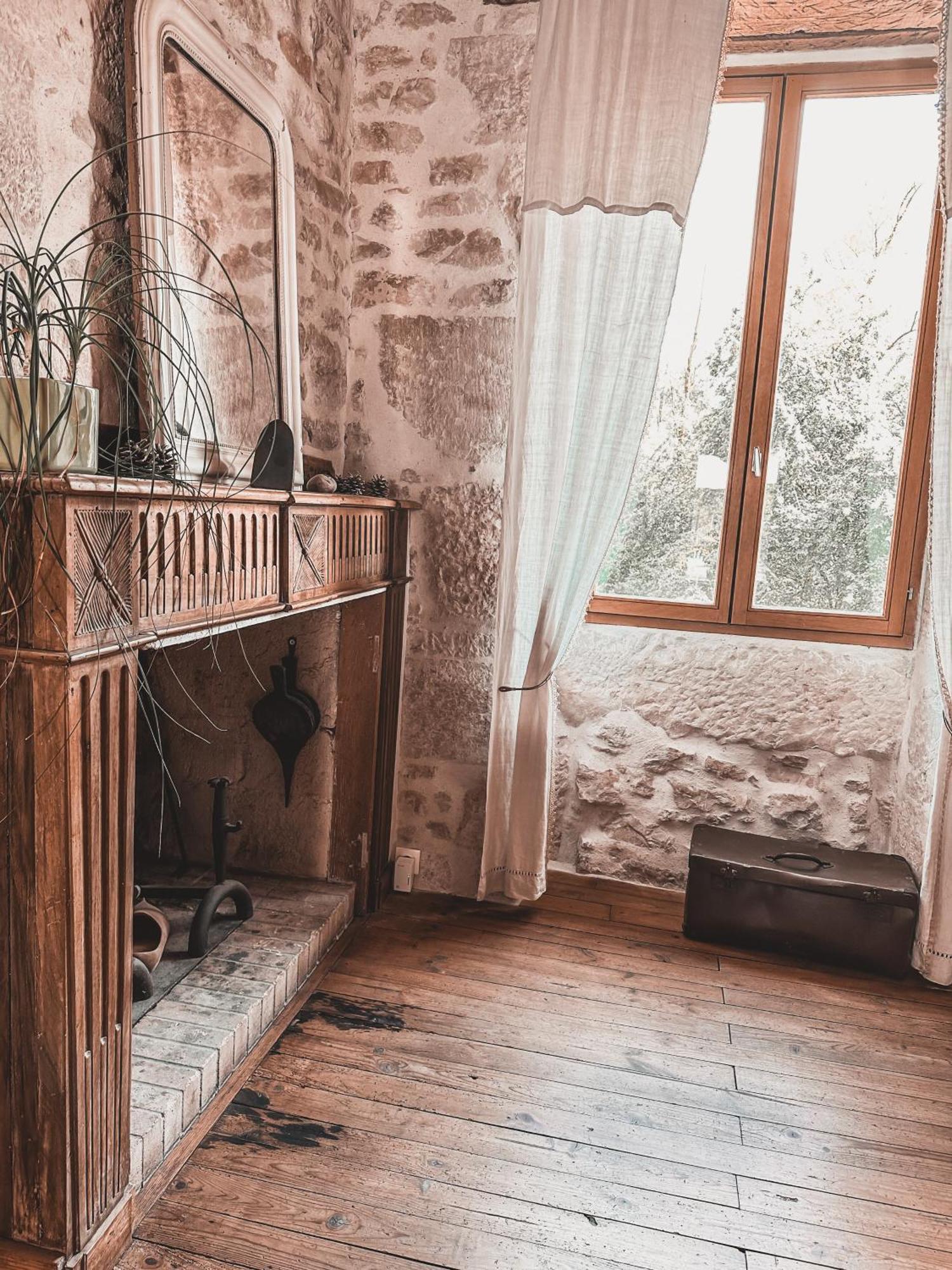 Gite Le Relais De La Diligence Saint-Lazare Bagian luar foto